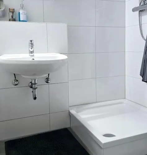 Lage Mit Rheinblick Mainz